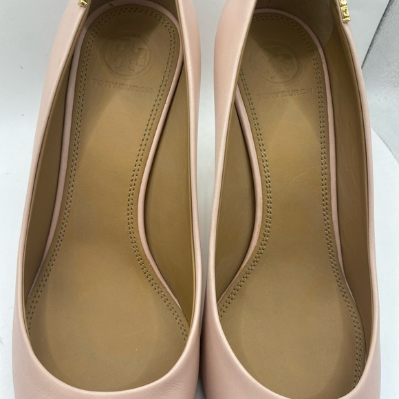 Tory Burch Pink/Black Patent and Leather Penelope Pumps Size 8 - Picture 5 of 16